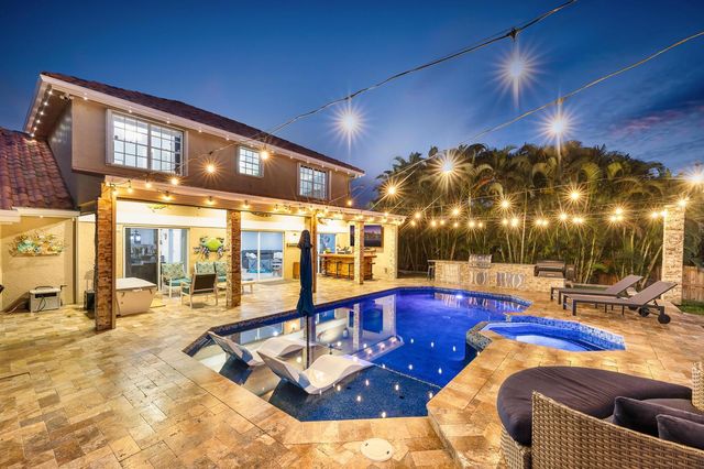 121 NE Naranja Avenue, Port St. Lucie, FL 34983