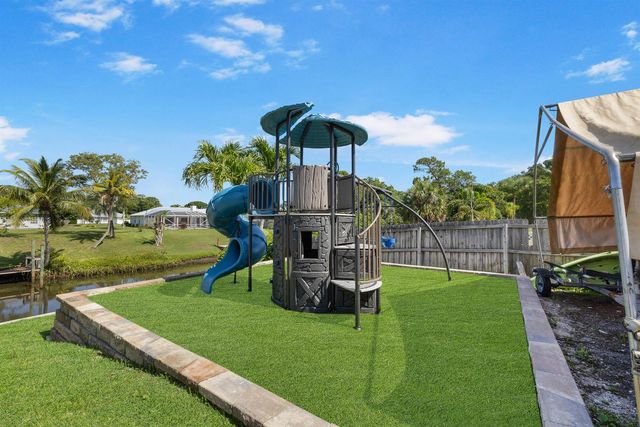121 NE Naranja Avenue, Port St. Lucie, FL 34983