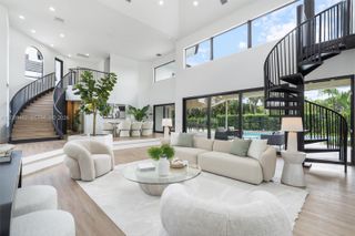 7190 Valencia Dr, Boca Raton, FL 33433