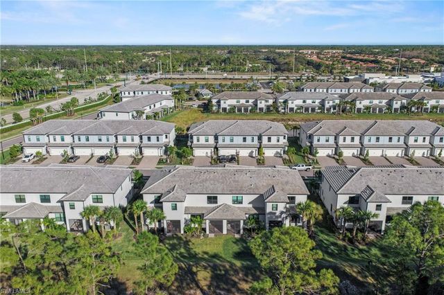 4274 Sonoma Oaks CIR, Naples, FL 34119