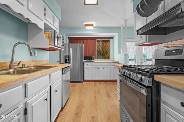 10456 LAMBDA Drive, El Paso, TX 79924