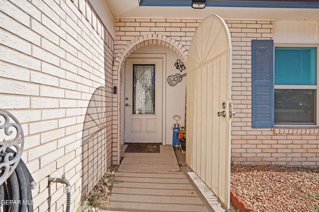 10456 LAMBDA Drive, El Paso, TX 79924