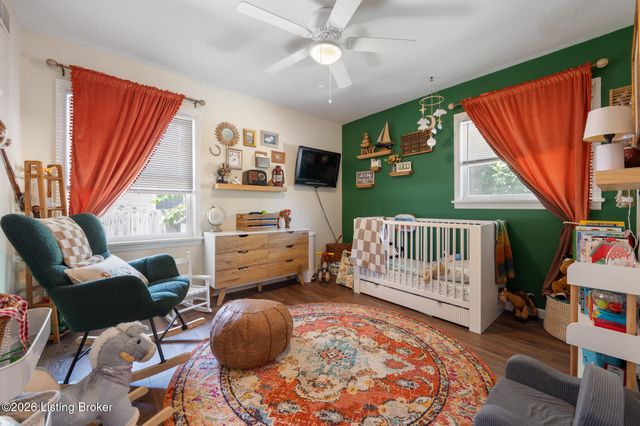 3329 Goldsmith Ln, Louisville, KY 40220