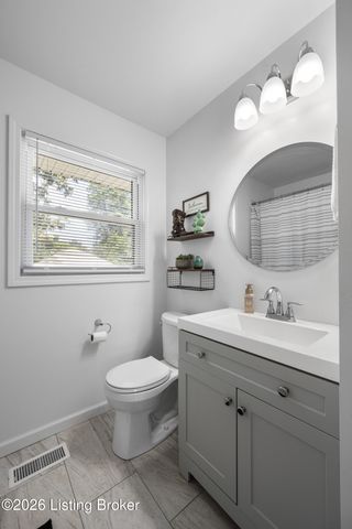 3329 Goldsmith Ln, Louisville, KY 40220