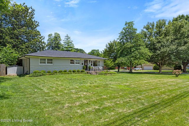 3329 Goldsmith Ln, Louisville, KY 40220