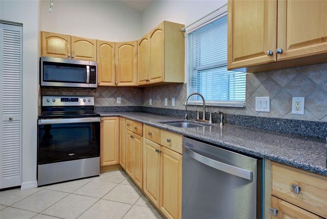 5218 NEON AVENUE, North Port, FL 34291