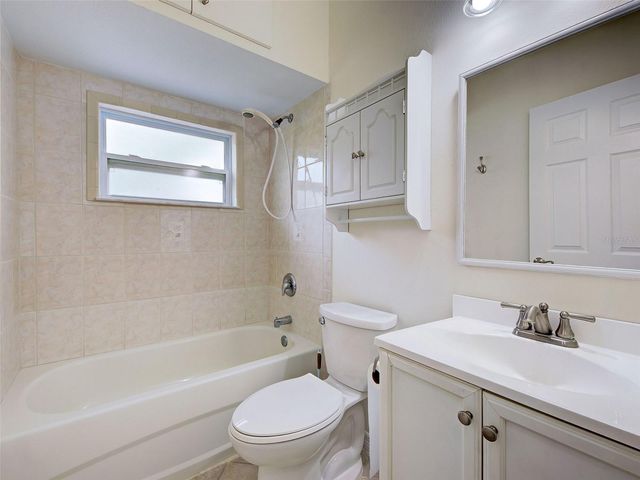 5218 NEON AVENUE, North Port, FL 34291