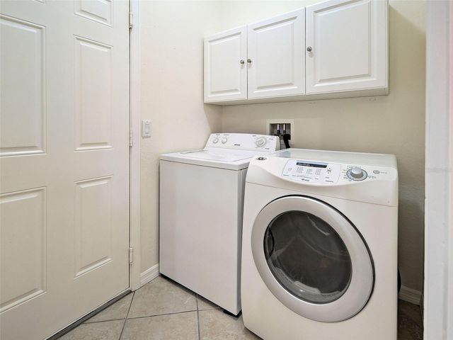 5218 NEON AVENUE, North Port, FL 34291