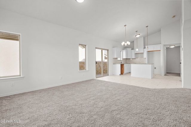13123 Emerald Hills Avenue, Horizon City, TX 79928