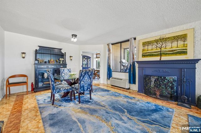 200 Winston L08, Cliffside Park, NJ 07010