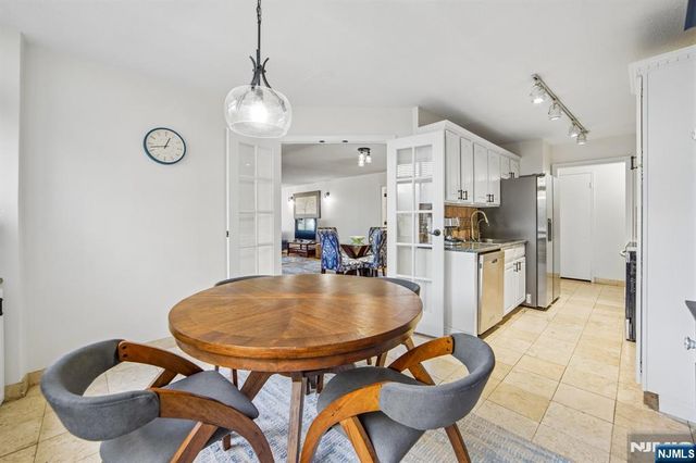 200 Winston L08, Cliffside Park, NJ 07010
