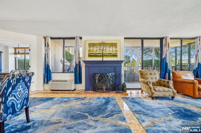 200 Winston L08, Cliffside Park, NJ 07010