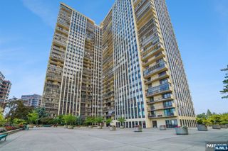 200 Winston L08, Cliffside Park, NJ 07010