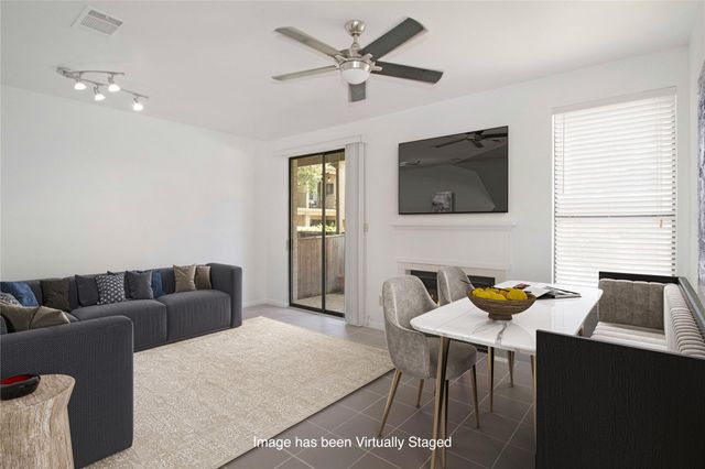 611 E 45th ST 8, Austin, TX 78751