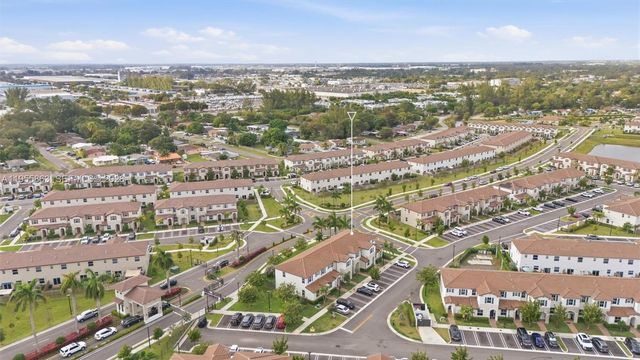 12176 NW 23rd Path, Miami, FL 33167
