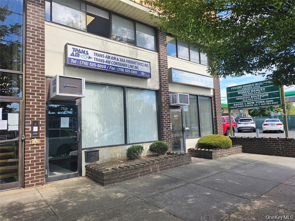 750-754 Hempstead Turnpike 202, Franklin Square, NY 11010