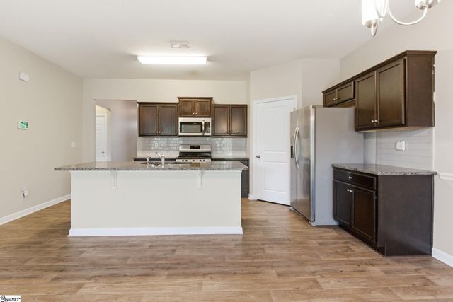 516 Craftsman Lane, Boiling Springs, SC 29316