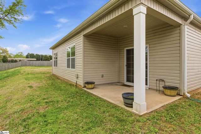 516 Craftsman Lane, Boiling Springs, SC 29316