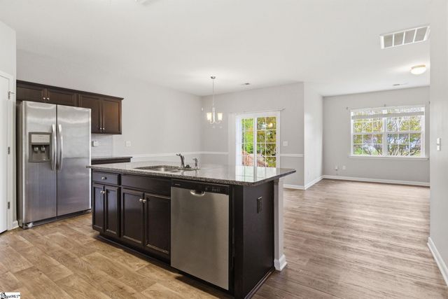 516 Craftsman Lane, Boiling Springs, SC 29316