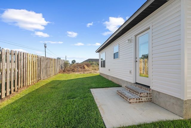 115 Thistlewood Drive, Dothan, AL 36301