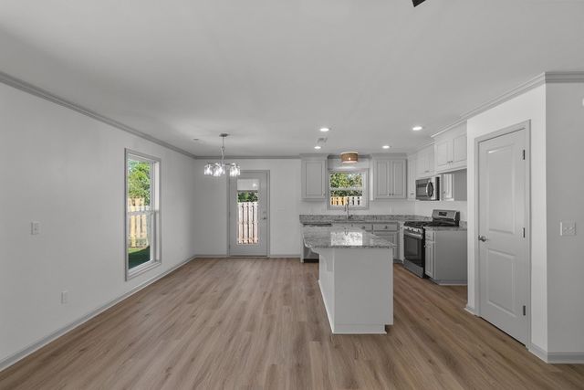 115 Thistlewood Drive, Dothan, AL 36301