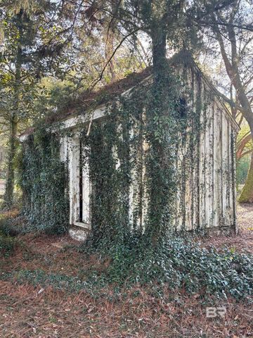 53400 Hixson Road, Stockton, AL 36579