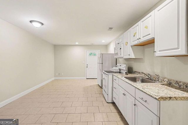 5529 Dendy Trace, Fairburn, GA 30213