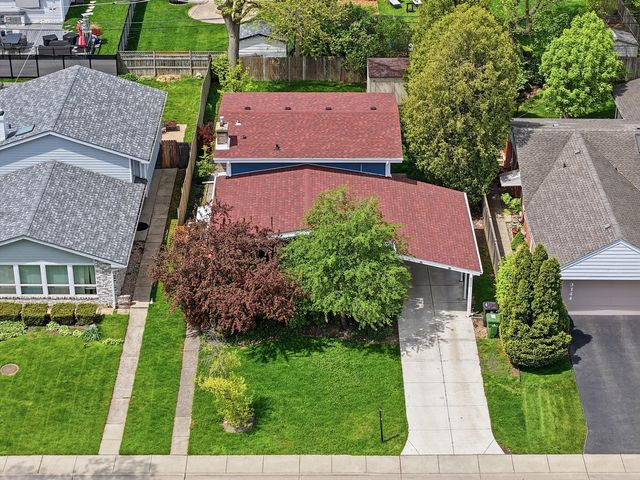 9138 Four Winds Way, Skokie, IL 60076