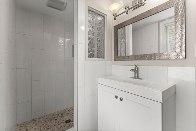 23045 Murray Street, Dearborn, MI 48128