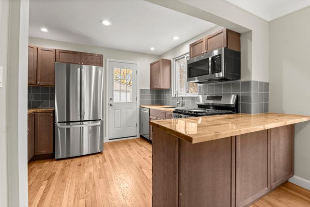 23045 Murray Street, Dearborn, MI 48128