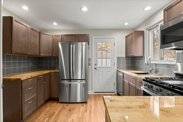 23045 Murray Street, Dearborn, MI 48128