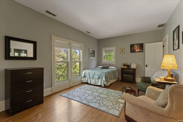 414 S 6th Street, Goshen, IN 46526