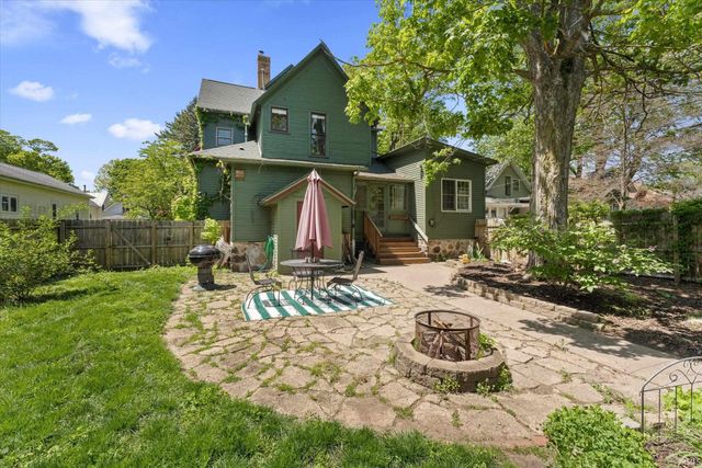 414 S 6th Street, Goshen, IN 46526