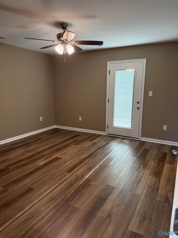 12592 Sommers Road, Athens, AL 35611