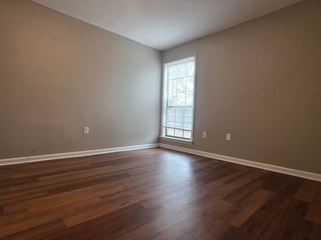 6379 S FAWN HOLLOW CIR, Memphis, TN 38141