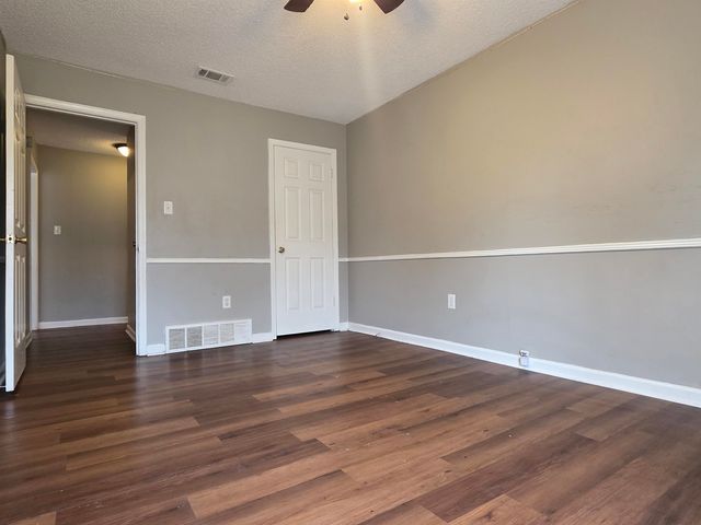 6379 S FAWN HOLLOW CIR, Memphis, TN 38141