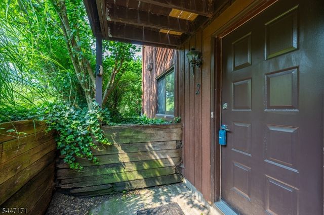 7 Sugar Loaf Ct 2, Vernon Twp., NJ 07462
