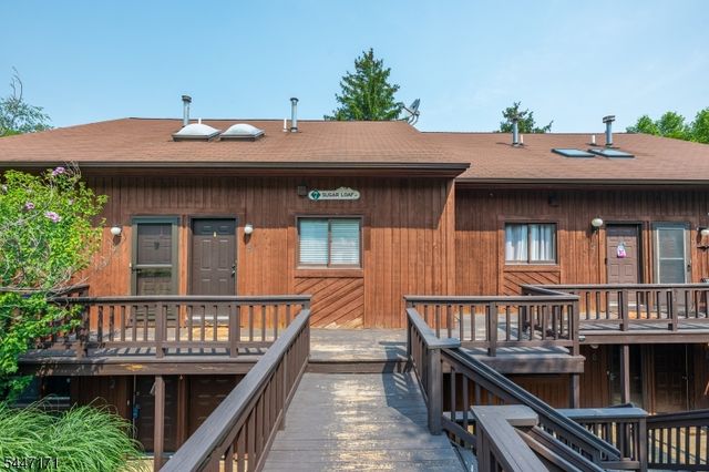 7 Sugar Loaf Ct 2, Vernon Twp., NJ 07462