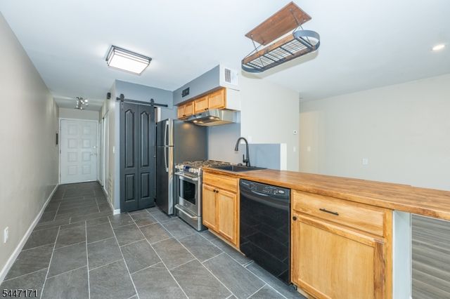 7 Sugar Loaf Ct 2, Vernon Twp., NJ 07462