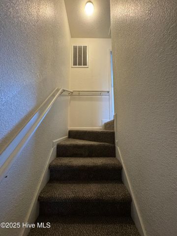 60 Rainbow Drive 9, Jacksonville, NC 28546