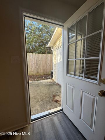 60 Rainbow Drive 9, Jacksonville, NC 28546