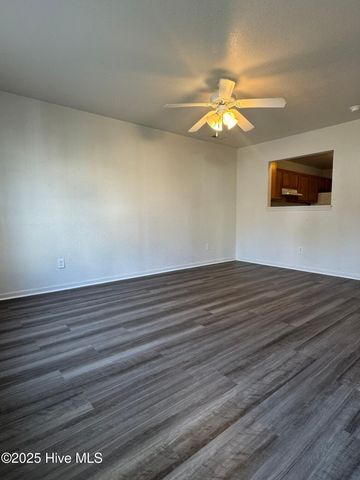 60 Rainbow Drive 9, Jacksonville, NC 28546