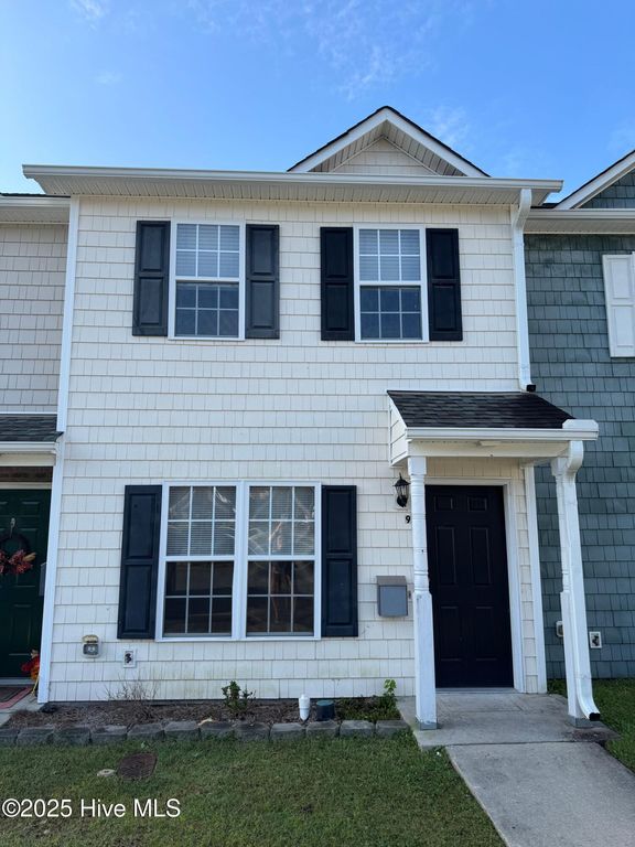 60 Rainbow Drive 9, Jacksonville, NC 28546