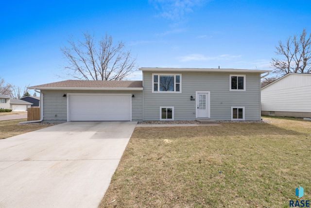 5901 W 58th St Street, Sioux Falls, SD 57106