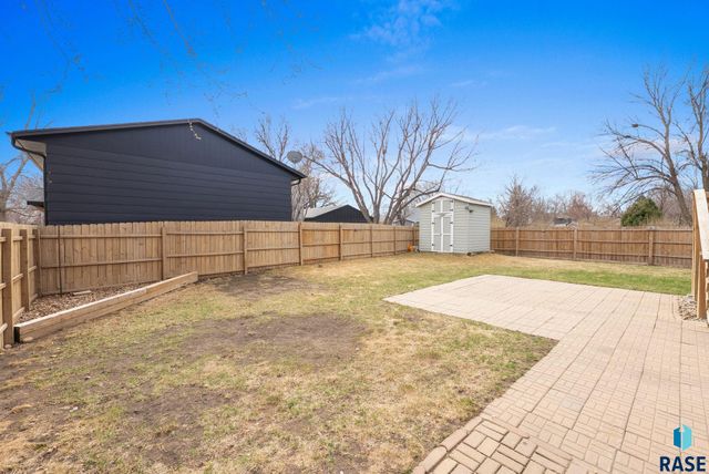 5901 W 58th St Street, Sioux Falls, SD 57106