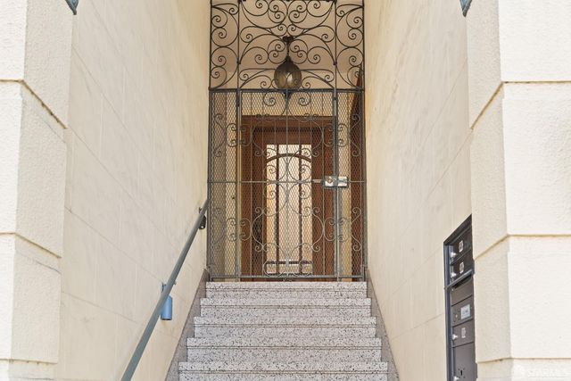 892 Guerrero Street, San Francisco, CA 94110