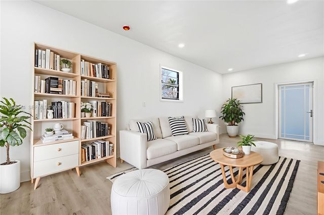 2856 N Funston St, Hollywood, FL 33020