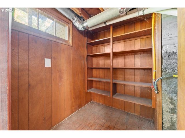 4505 Se HILL Rd, Milwaukie, OR 97267