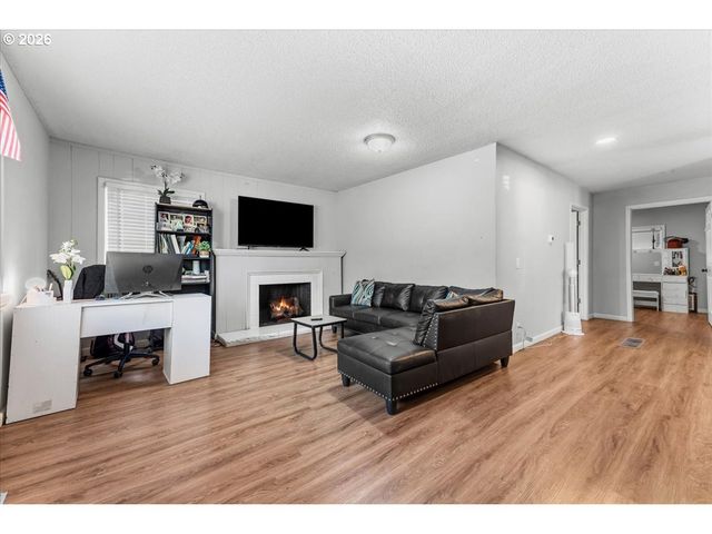 4505 Se HILL Rd, Milwaukie, OR 97267