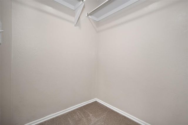 822 Highgarden Circle, Noble, OK 73068
